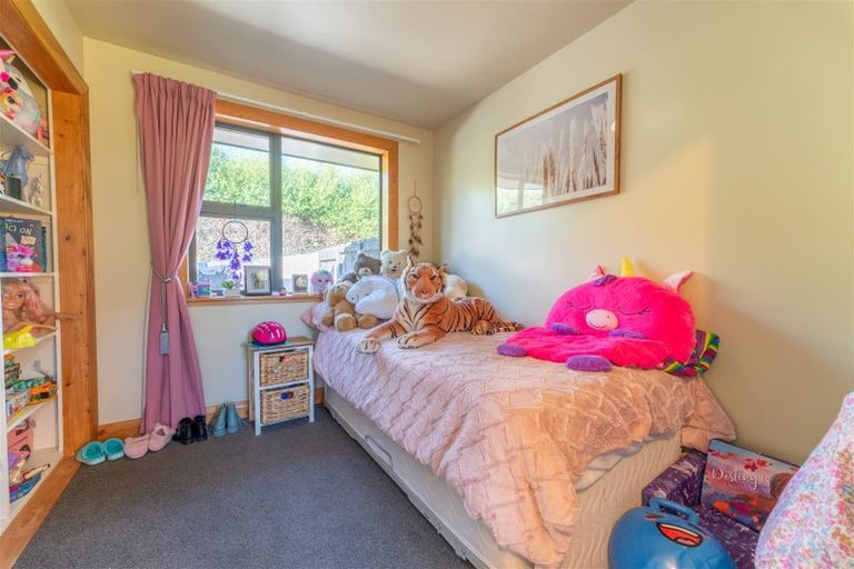 Photo of property in 18 Maclean Street, Glenavy, Waimate, 7980