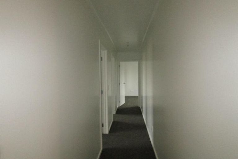 Photo of property in 11 Kahikatea Drive, Kinloch, Taupo, 3377