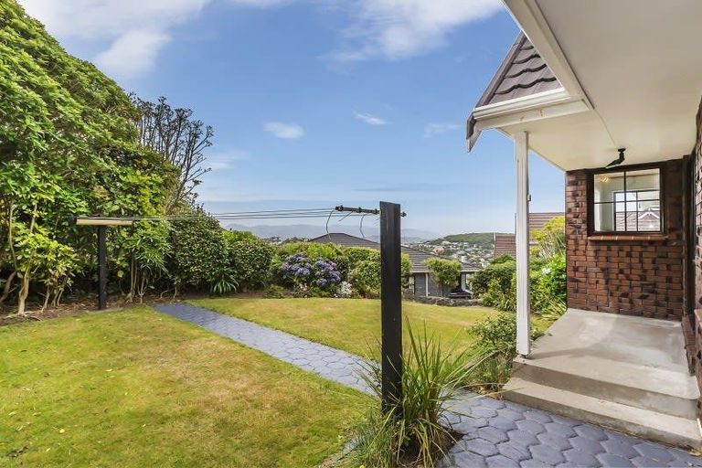 Photo of property in 30 Satara Crescent, Khandallah, Wellington, 6035