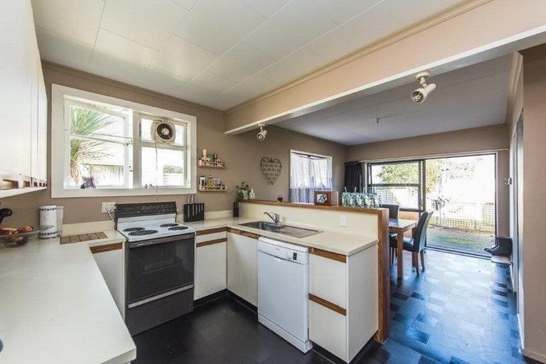 Photo of property in 14 Young Street, Whanganui East, Whanganui, 4500