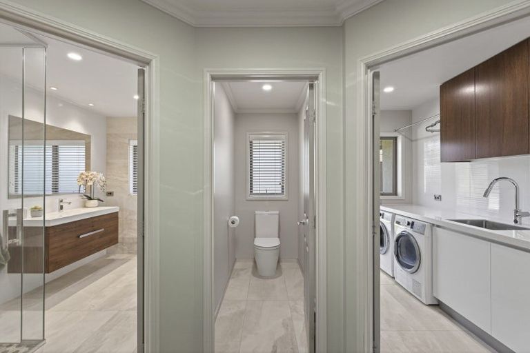 Photo of property in 55 Shelter Grove, Frankleigh Park, New Plymouth, 4310