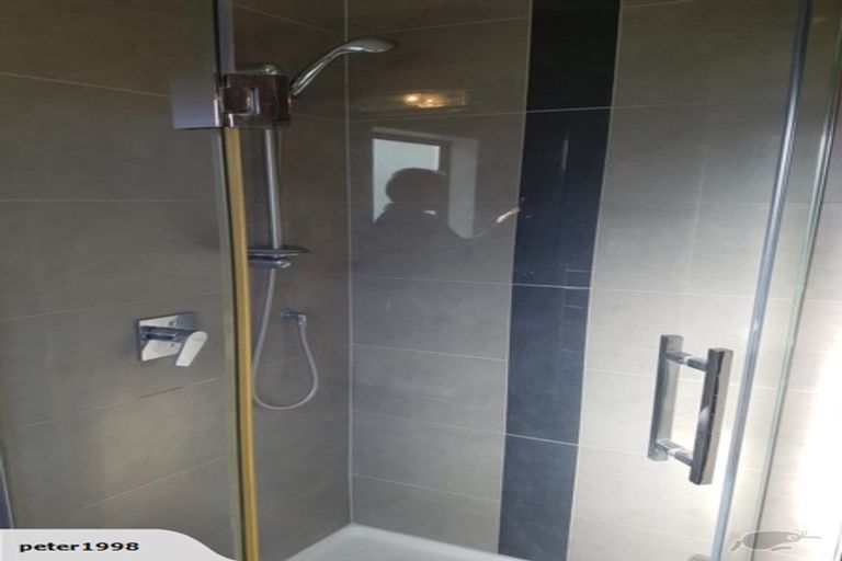 Photo of property in 60 Travis View Drive, Fairview Heights, Auckland, 0632