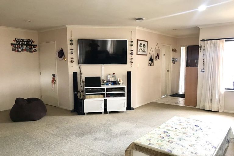 Photo of property in 160 Smales Road, East Tamaki, Auckland, 2013