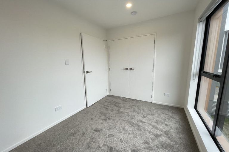 Photo of property in 13e Glendhu Road, Bayview, Auckland, 0629