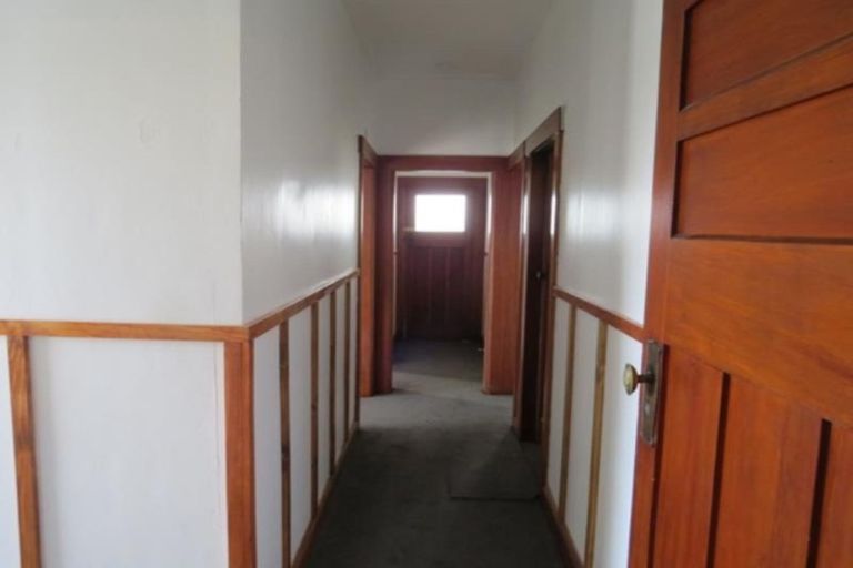 Photo of property in 62 Morley Street, New Plymouth, 4310