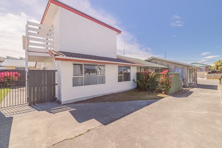 Photo of property in 3/14 Hood Street, New Brighton, Christchurch, 8061