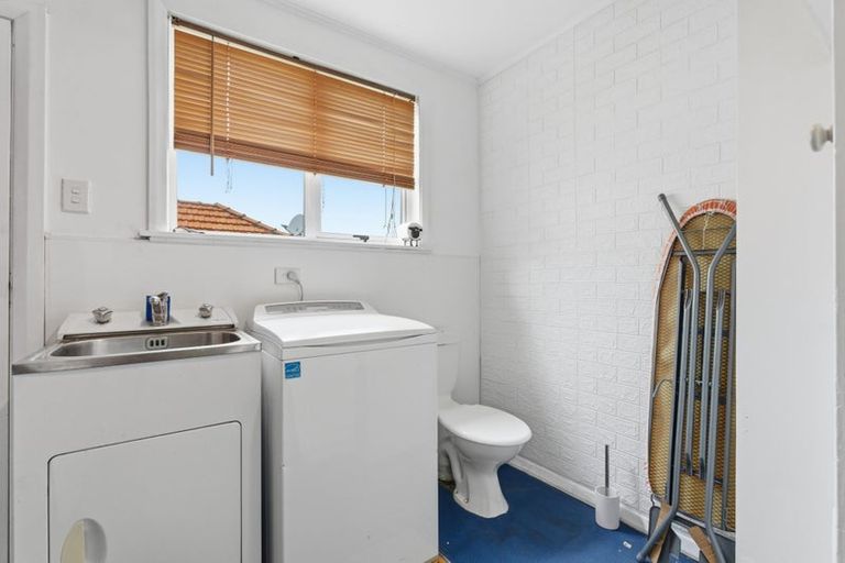 Photo of property in 24 Maxwell Avenue, Durie Hill, Whanganui, 4500