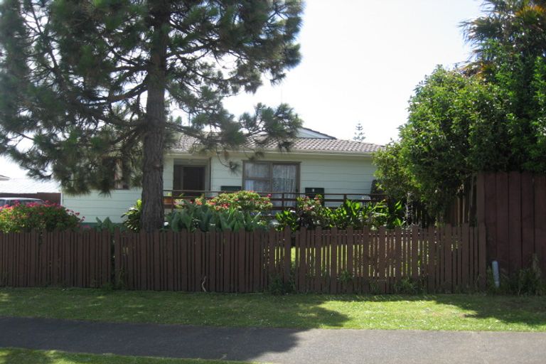 Photo of property in 9 Antalya Place, Manurewa, Auckland, 2102