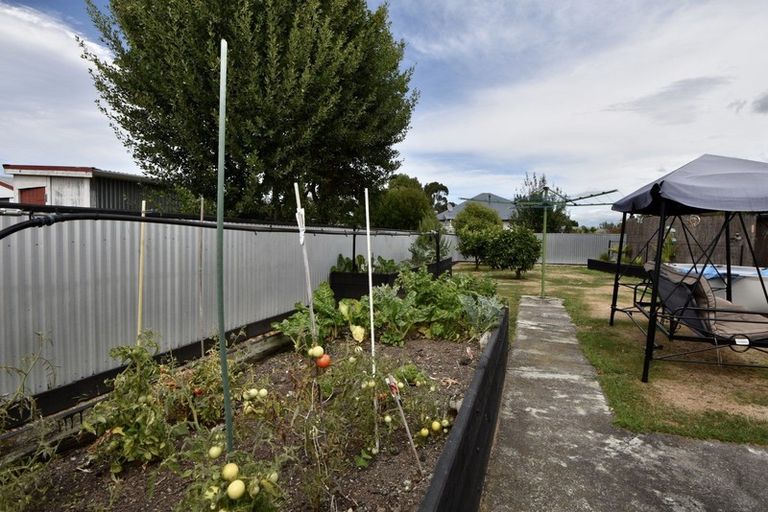 Photo of property in 65 Victoria Street, Carterton, 5713