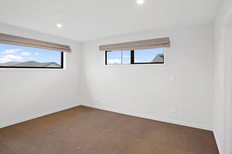 Photo of property in 14 Northmoor Boulevard, Rolleston, 7615
