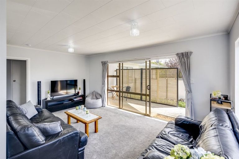 Photo of property in 27 York Avenue, Tamatea, Napier, 4112