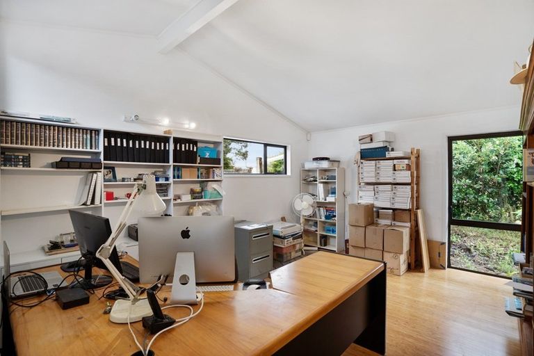 Photo of property in 151 Oaia Road, Muriwai, Waimauku, 0881