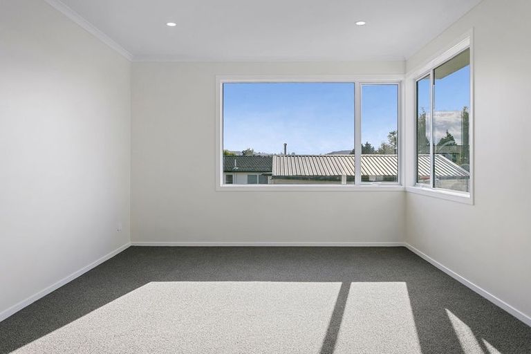 Photo of property in 4b Reid Grove, Richmond Heights, Taupo, 3330