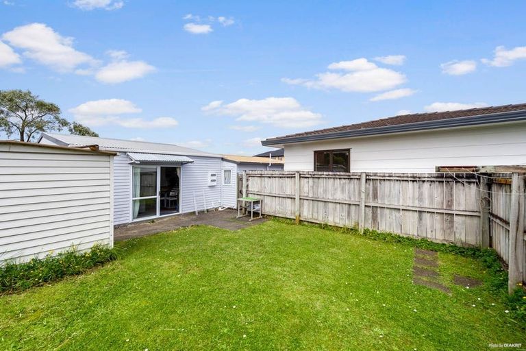 Photo of property in 24 Greenstone Place, Clover Park, Auckland, 2019