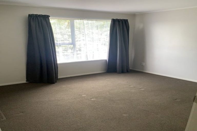 Photo of property in 19 Keegan Drive, Massey, Auckland, 0614