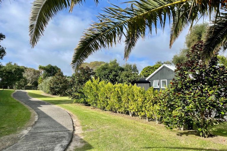 Photo of property in 126 Mercury View, Matarangi, Whitianga, 3592