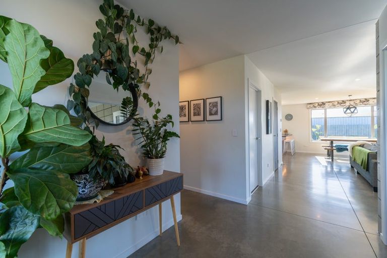 Photo of property in 11 Breaksea Street, Te Anau, 9600