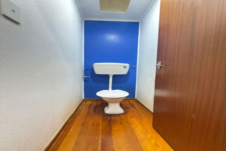 Photo of property in 418a West Coast Road, Glen Eden, Auckland, 0602