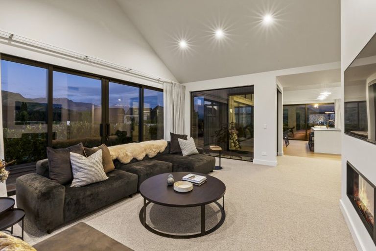 Photo of property in Kawarau Heights, 18 Kawarau Heights Boulevard, Lake Hayes, Queenstown, 9304