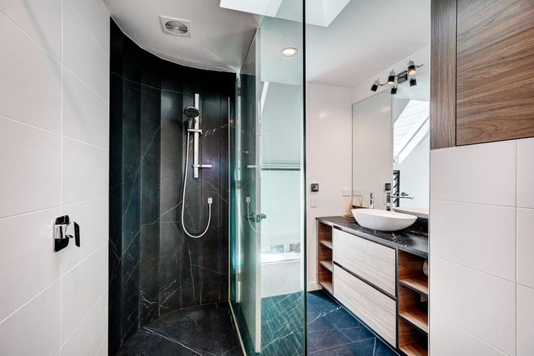 Photo of property in 7 Harper Street, Chatswood, Auckland, 0626