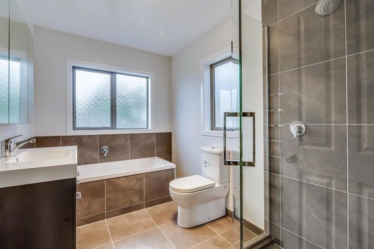 Photo of property in 61c Margan Avenue, New Lynn, Auckland, 0600