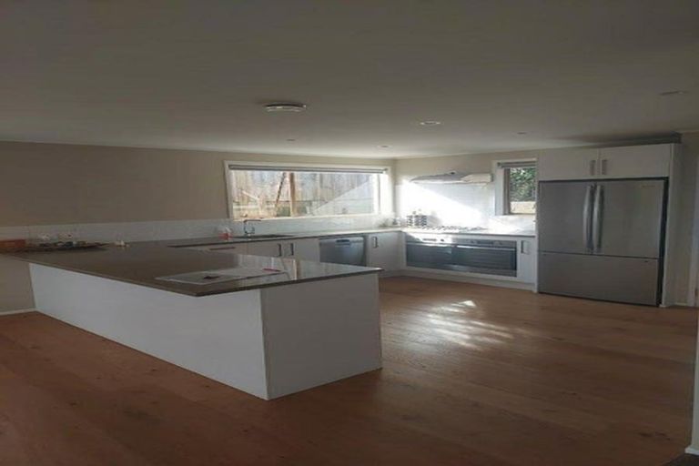 Photo of property in 137 Winara Avenue, Waikanae, 5036