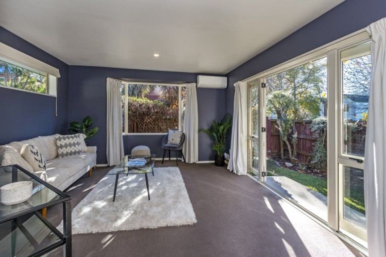 Photo of property in 1/11 Grove Road, Addington, Christchurch, 8024