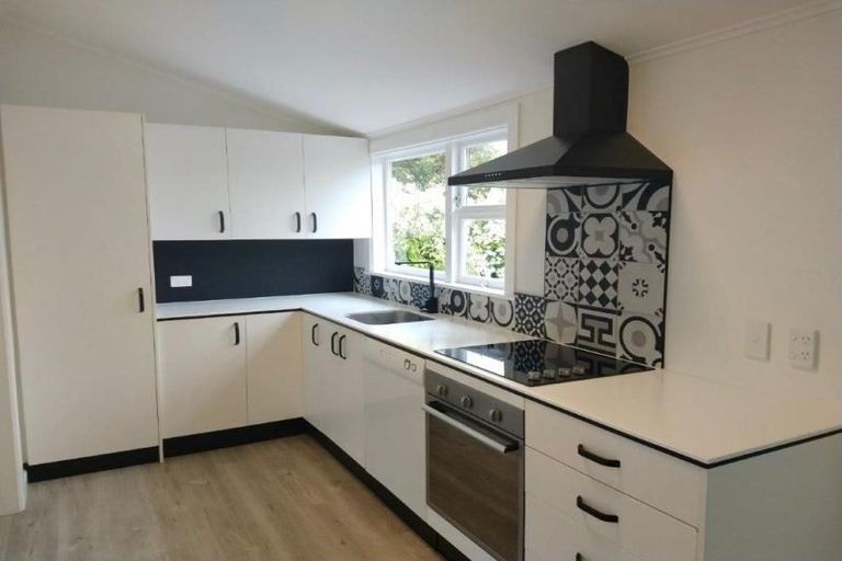 Photo of property in 119 Pine Avenue, South New Brighton, Christchurch, 8062