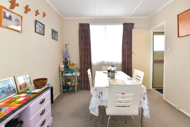 Photo of property in 31 Hillcrest Road, Hatfields Beach, Orewa, 0931