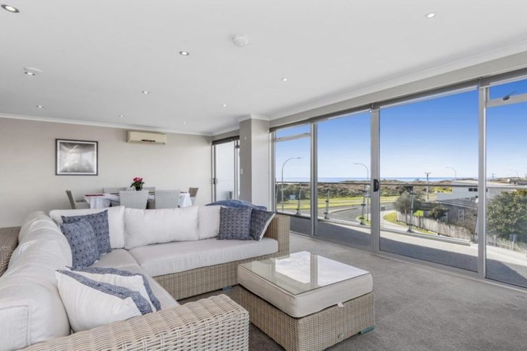 Photo of property in 8/898 Papamoa Beach Road, Papamoa Beach, Papamoa, 3118