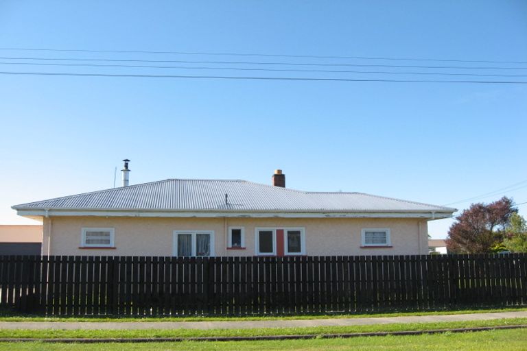 Photo of property in 45 Wakefield Street, Westport, 7825