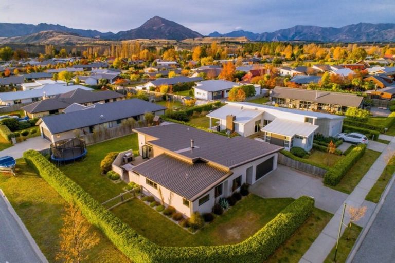 Photo of property in 54 Frye Crescent, Albert Town, Wanaka, 9305