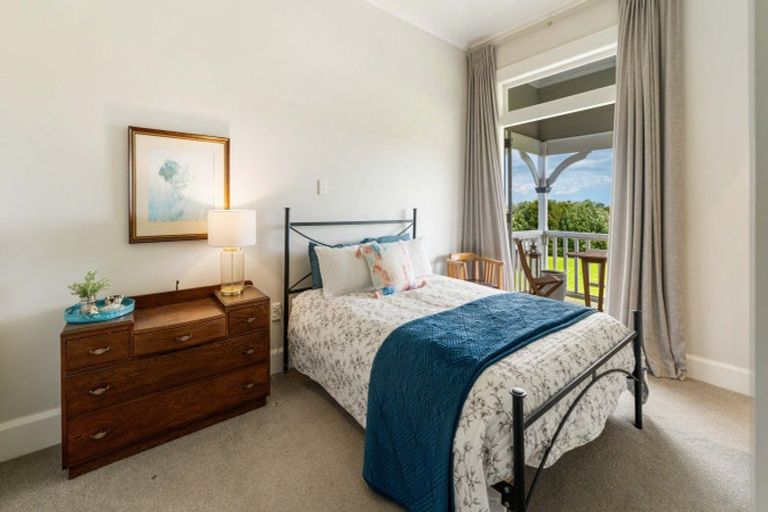 Photo of property in 111 Wharf Road, Clarks Beach, Pukekohe, 2679