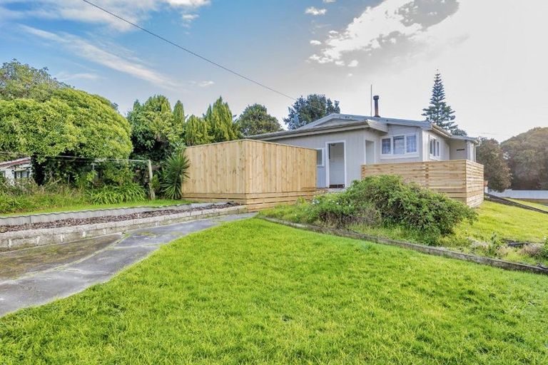 Photo of property in 22 Ngaio Street, Otaki Beach, Otaki, 5512