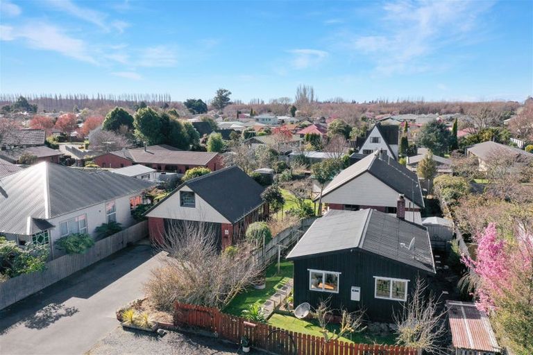 Photo of property in 10 Nixon Street, Tinwald, Ashburton, 7700