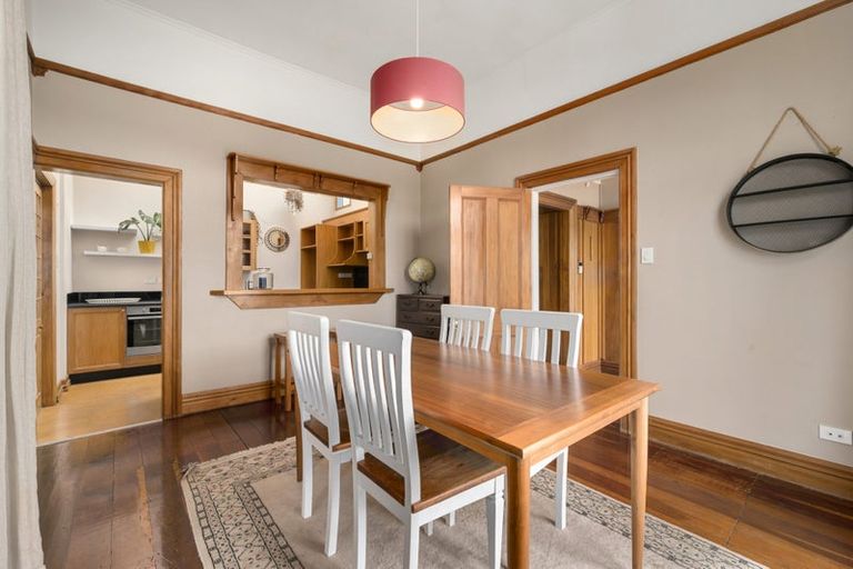 Photo of property in 44 Evans Bay Parade, Roseneath, Wellington, 6021