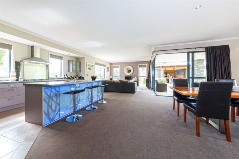 Photo of property in 131 Foster Road, Kumeu, 0891