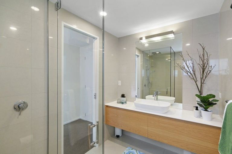 Photo of property in 35 Waiwetu Street, Fendalton, Christchurch, 8052