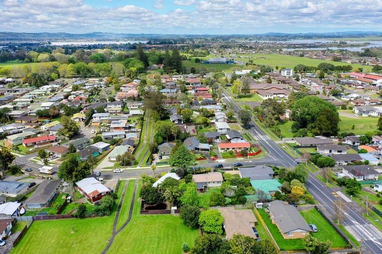 Photo of property in 4 Burndale Terrace, Manurewa, Auckland, 2102