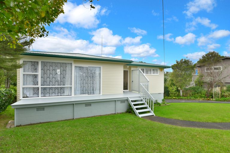 Photo of property in 31 Hillcrest Road, Hatfields Beach, Orewa, 0931