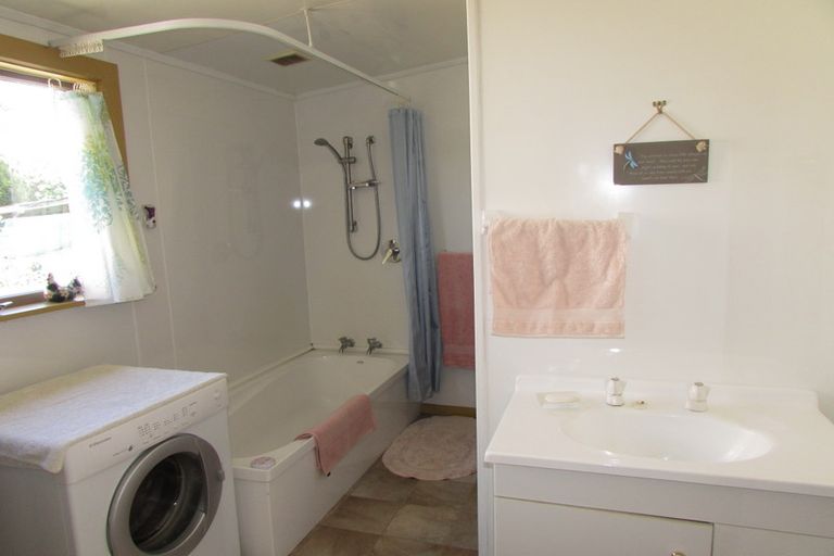 Photo of property in 9 Bristol Street, Pareora, 7912