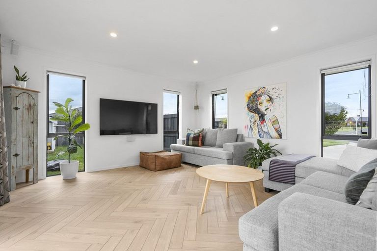 Photo of property in 49 Jarrett Terrace, Leamington, Cambridge, 3432