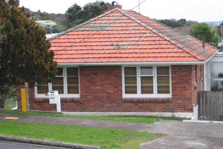 Photo of property in 39 Karaka Street, Helensville, 0800