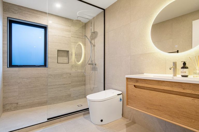 Photo of property in 14 Streamview Way, Long Bay, Auckland, 0630