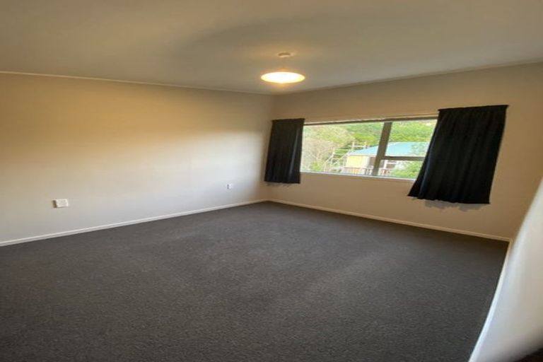 Photo of property in 7/21 Collins Avenue, Tawa, Wellington, 5028