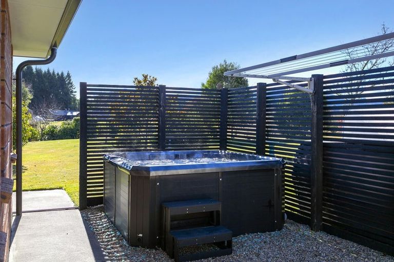 Photo of property in 500 Kinloch Road, Kinloch, Taupo, 3377