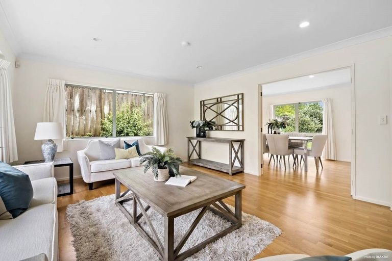 Photo of property in 12 Sophora Way, Albany, Auckland, 0632