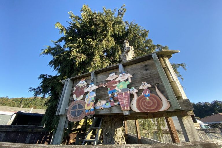 Photo of property in 35 Wilford Street, Wallaceville, Upper Hutt, 5018