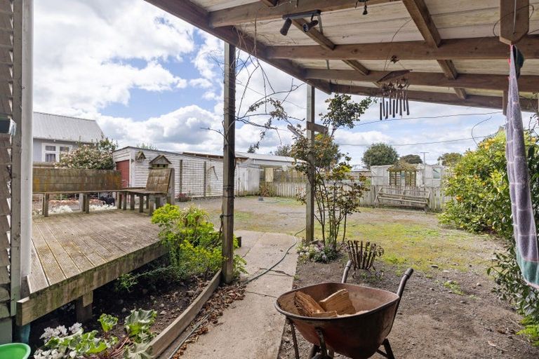 Photo of property in 17 Robert Street, Marton, 4710