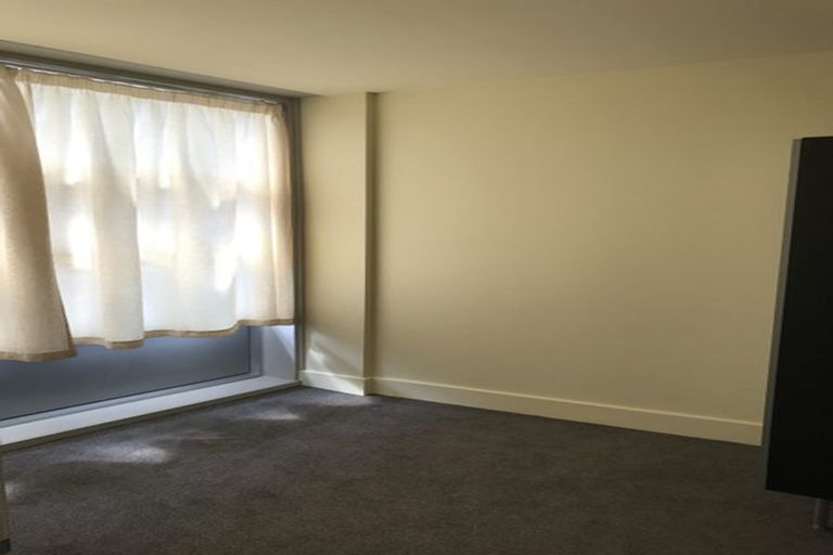Photo of property in St Pauls Apartments, 24/43 Mulgrave Street, Thorndon, Wellington, 6011